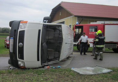 Kleinbusunfall (Foto: Kolli)