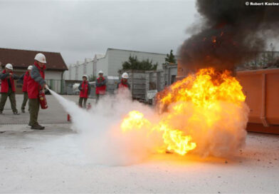 Feuerlöschaktion / Foto: Kasi