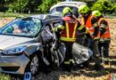 24.07.2019: Personenrettung nach Unfall mit zwei Pkw und einem Lkw